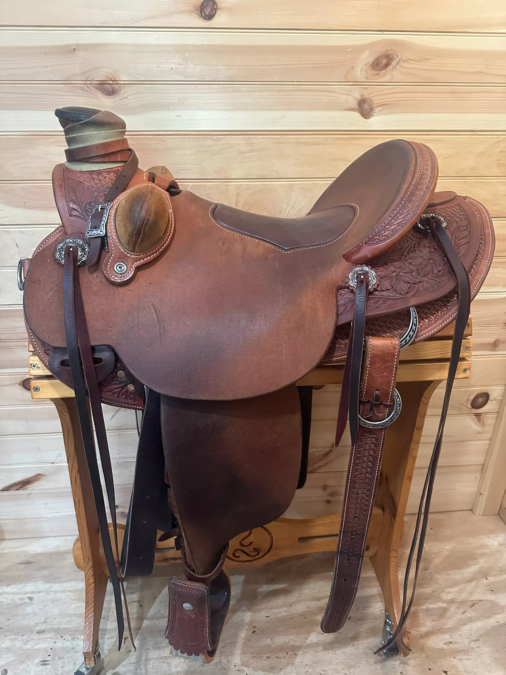 15.5” Cowboss Wade Lite Western Ranch Saddle Model 2136