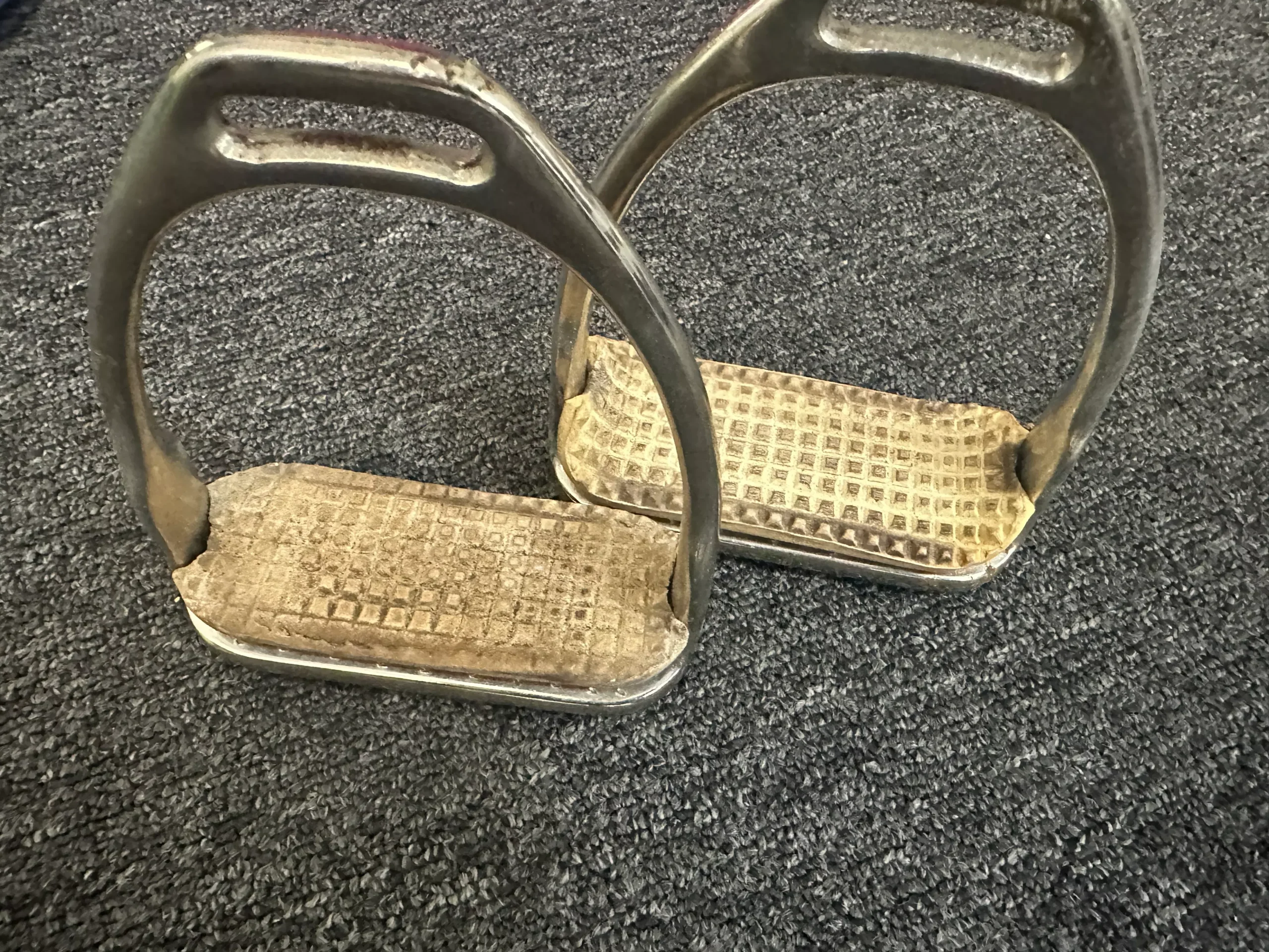 4.25 Stirrup Irons