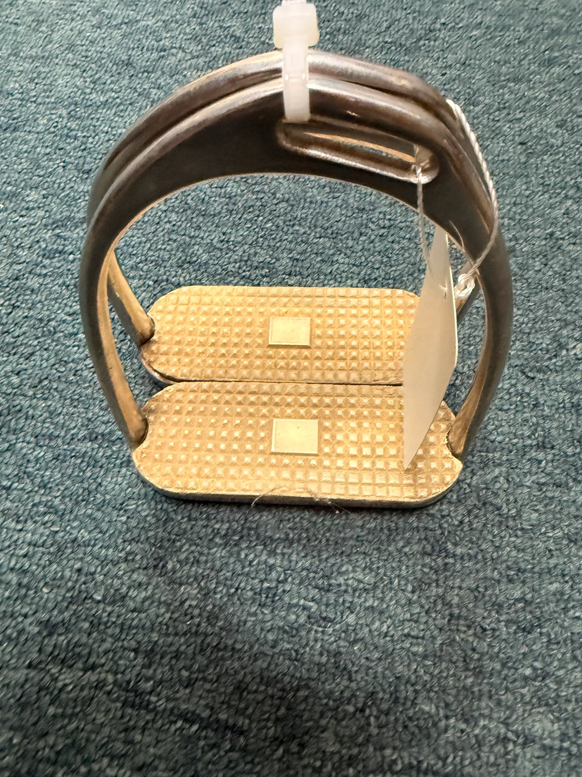 4.5" Stirrup Irons Assorted