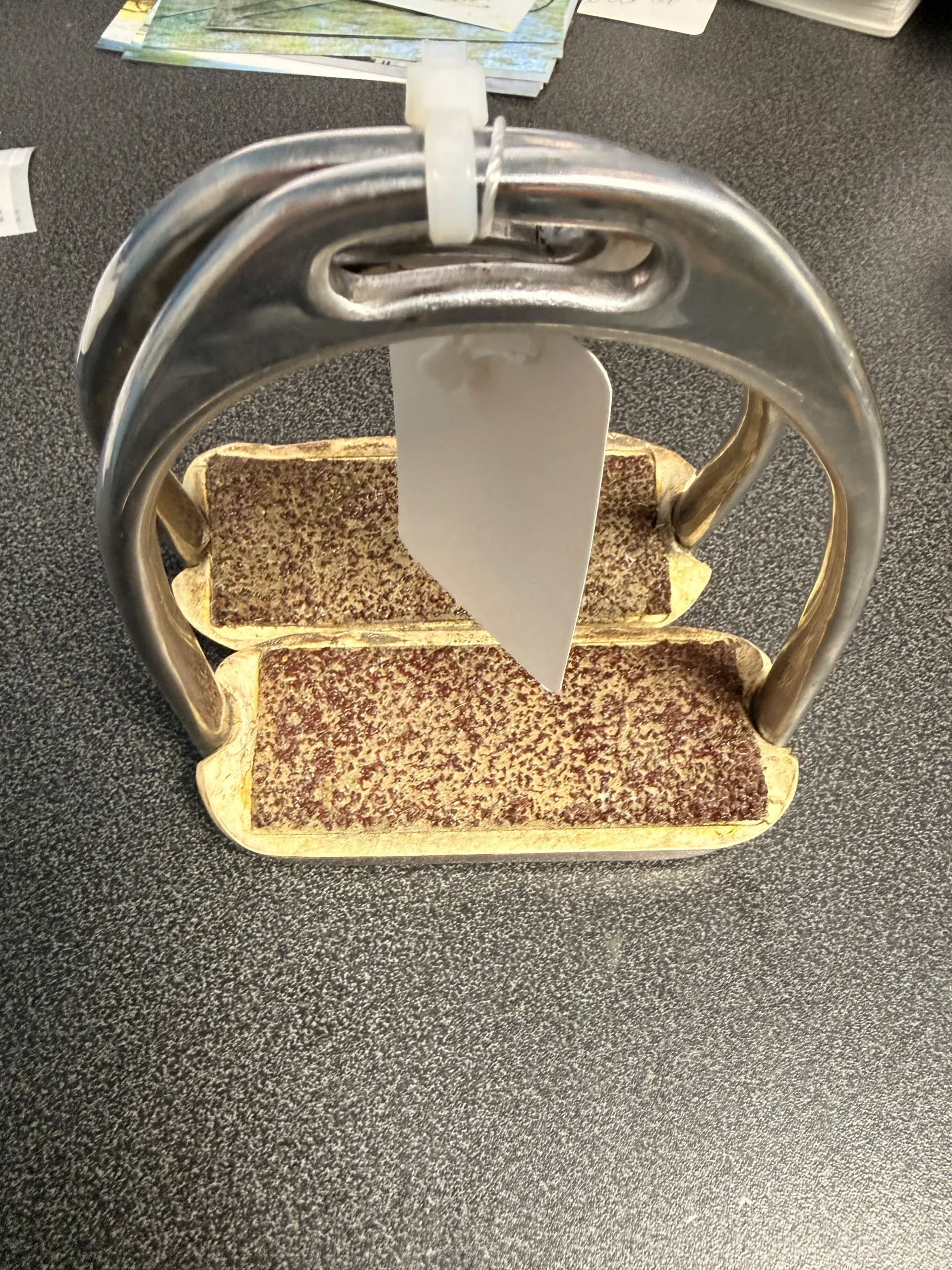 4" English Stirrups irons