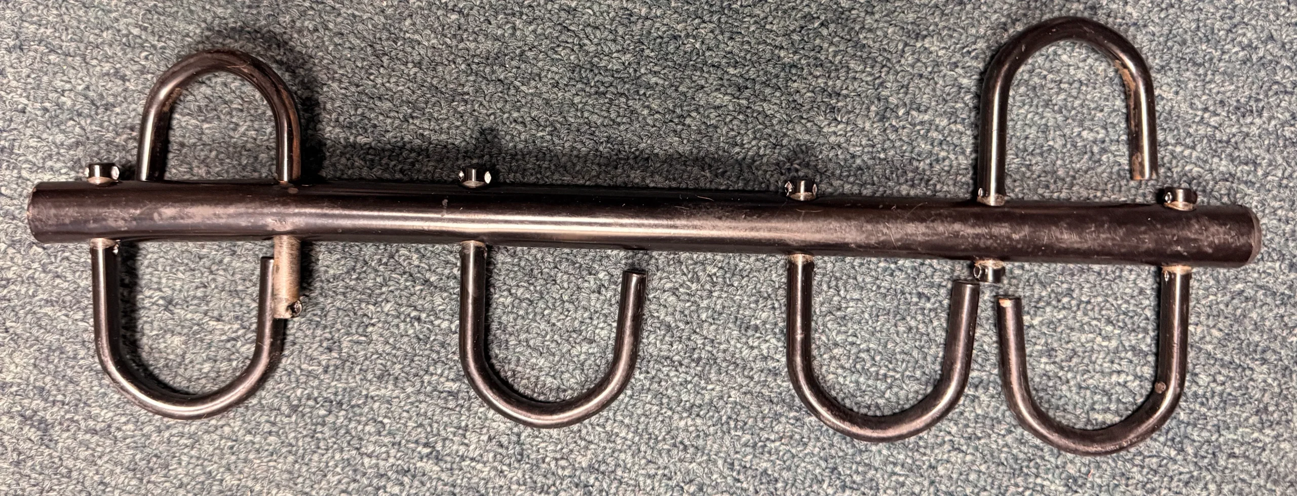 4-Hook Portable tack rack black