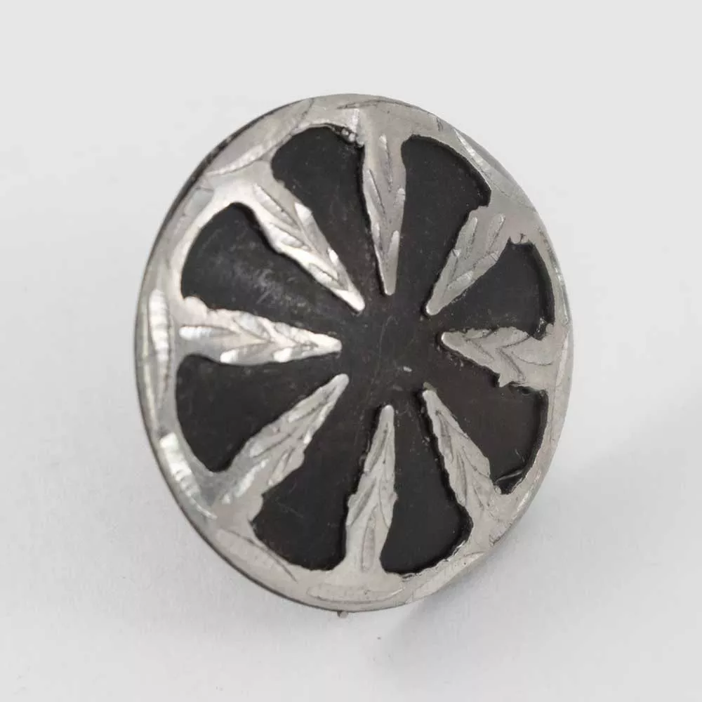 Antique Wagon Wheel Concho