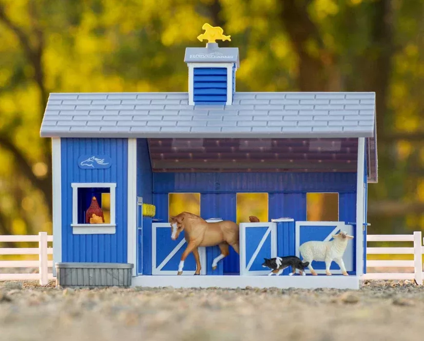 Breyer Home at the Farm Playset