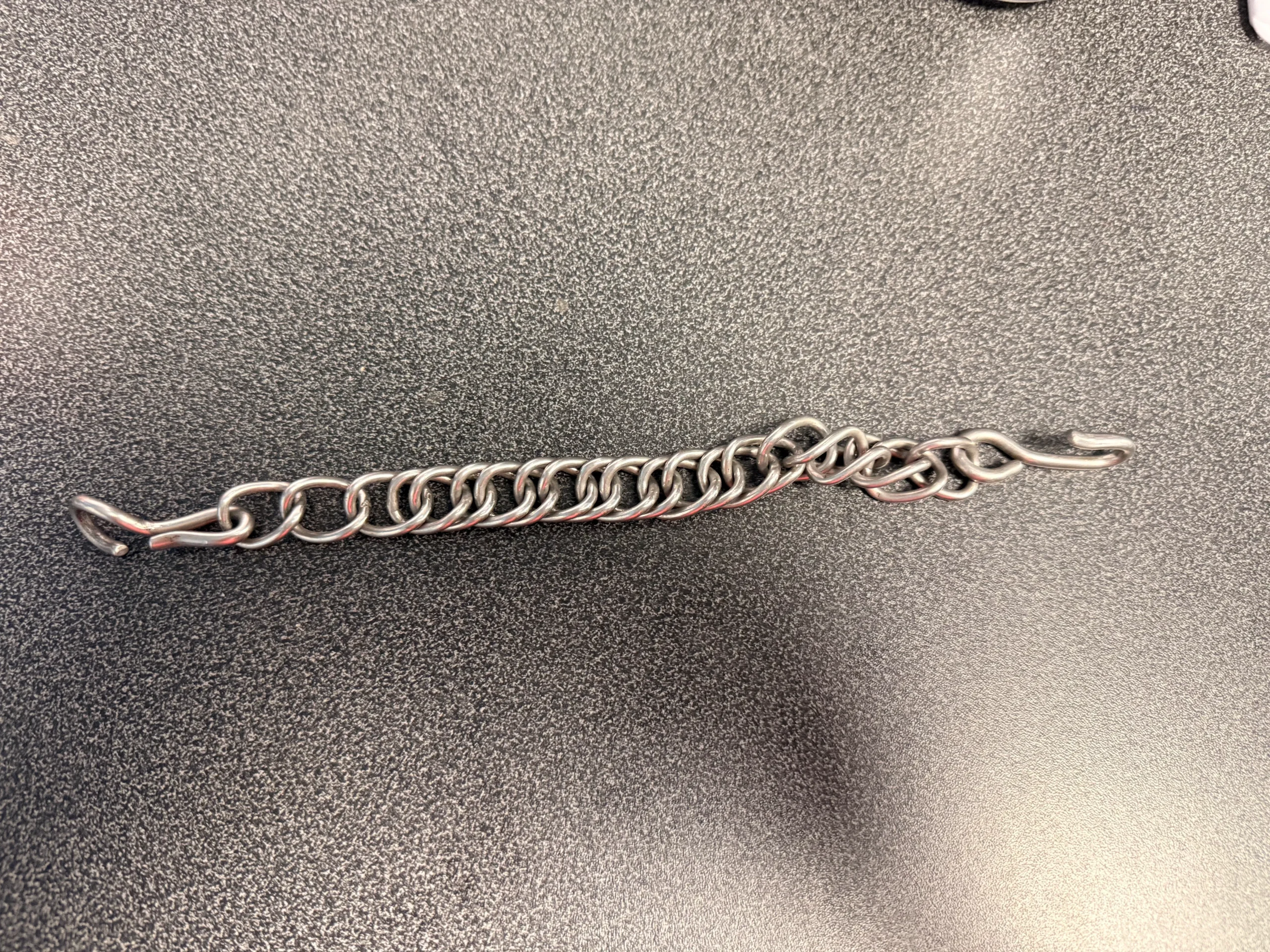Curb Chain with hooks