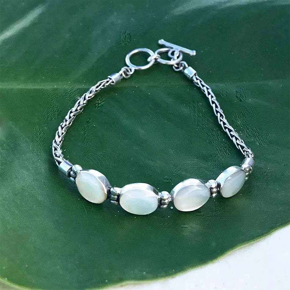 Desa Bracelet, Mother of Pearl - Sterling Silver