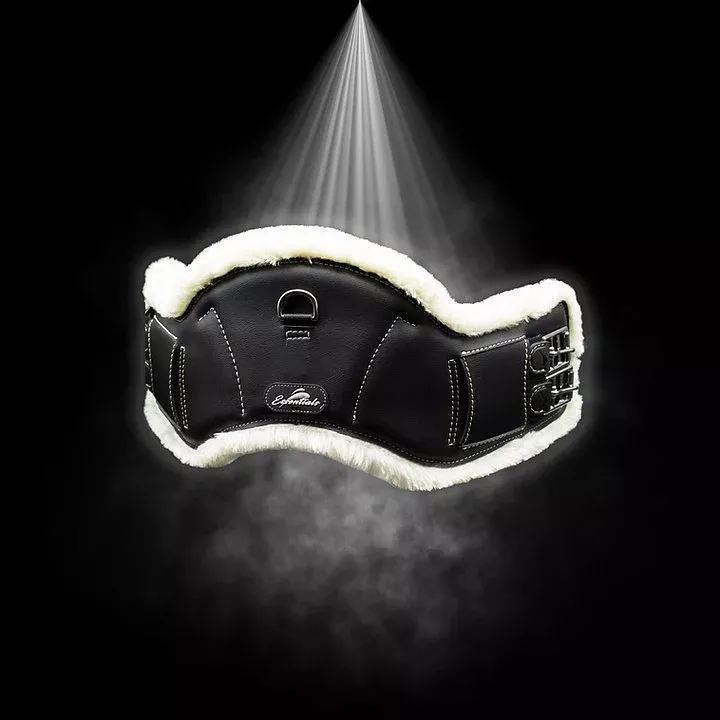 ES Dressage Girth Fluffy