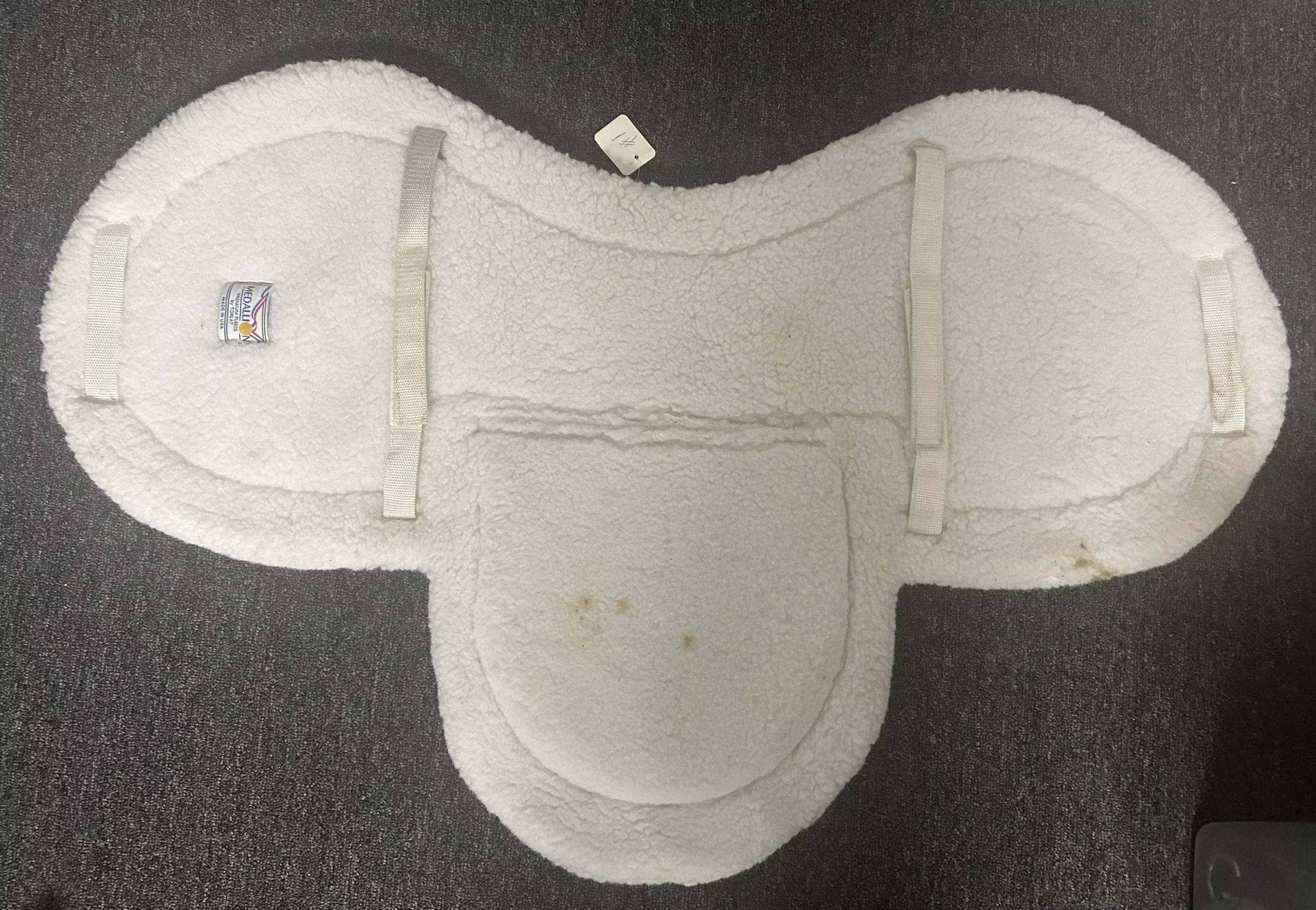 Fleece Shaped English Saddle Pads