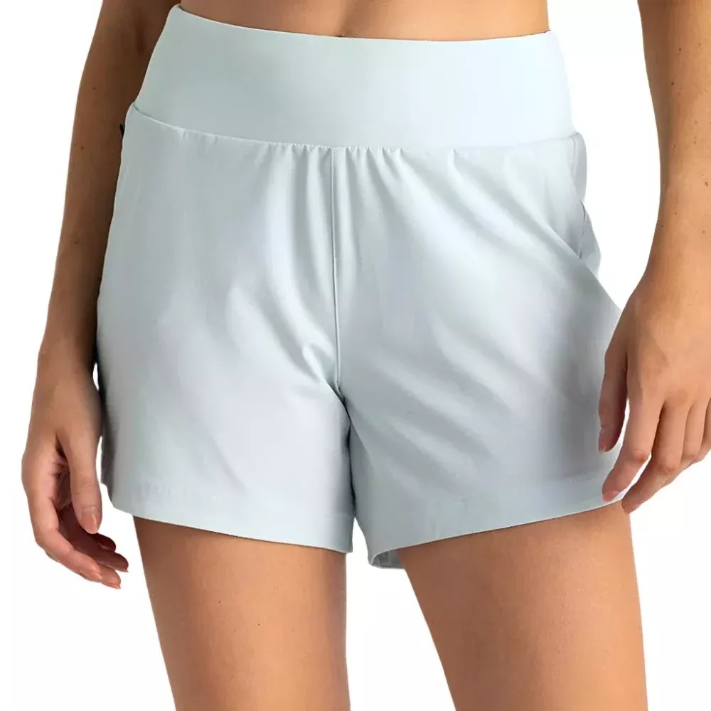 Free Fly Women's Bamboo-Lined Active Breeze Short - 5"