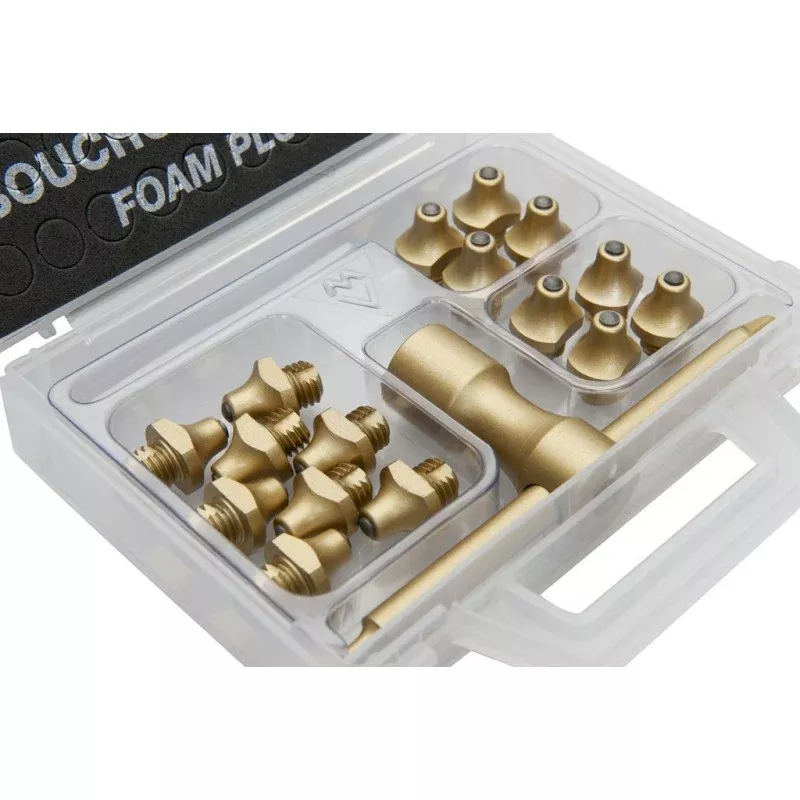 Hard Ground Stud Case W3/8 Fastuds
