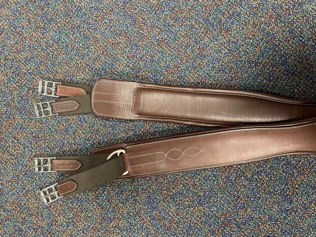 Humane Padded Girth Havana - Smith Worthington