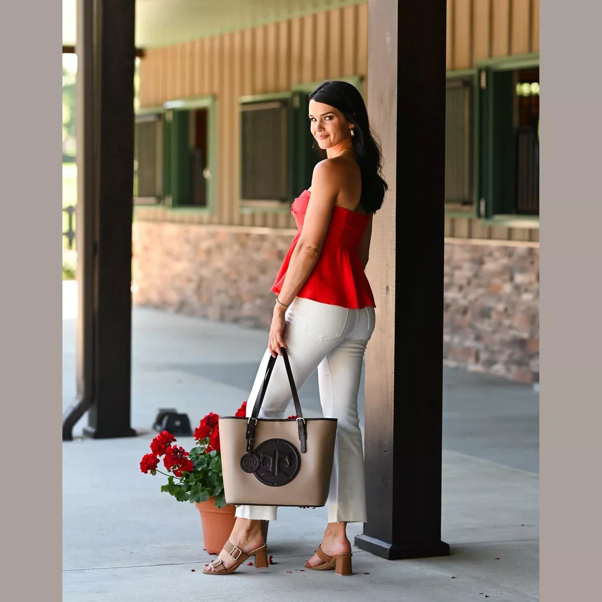 The James River Carry All Bag: Signature