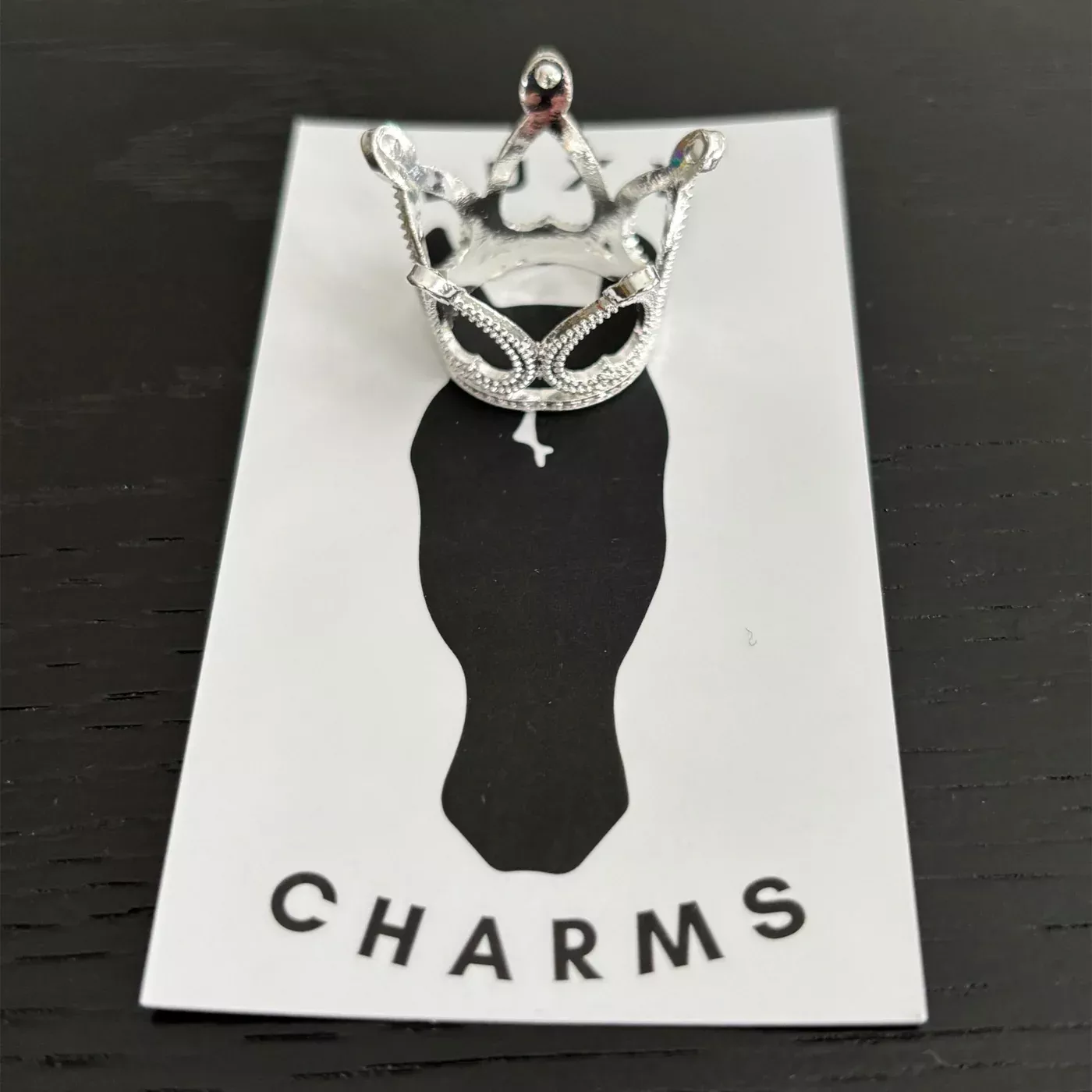 Luxy Charms Pointed Forelock Crown