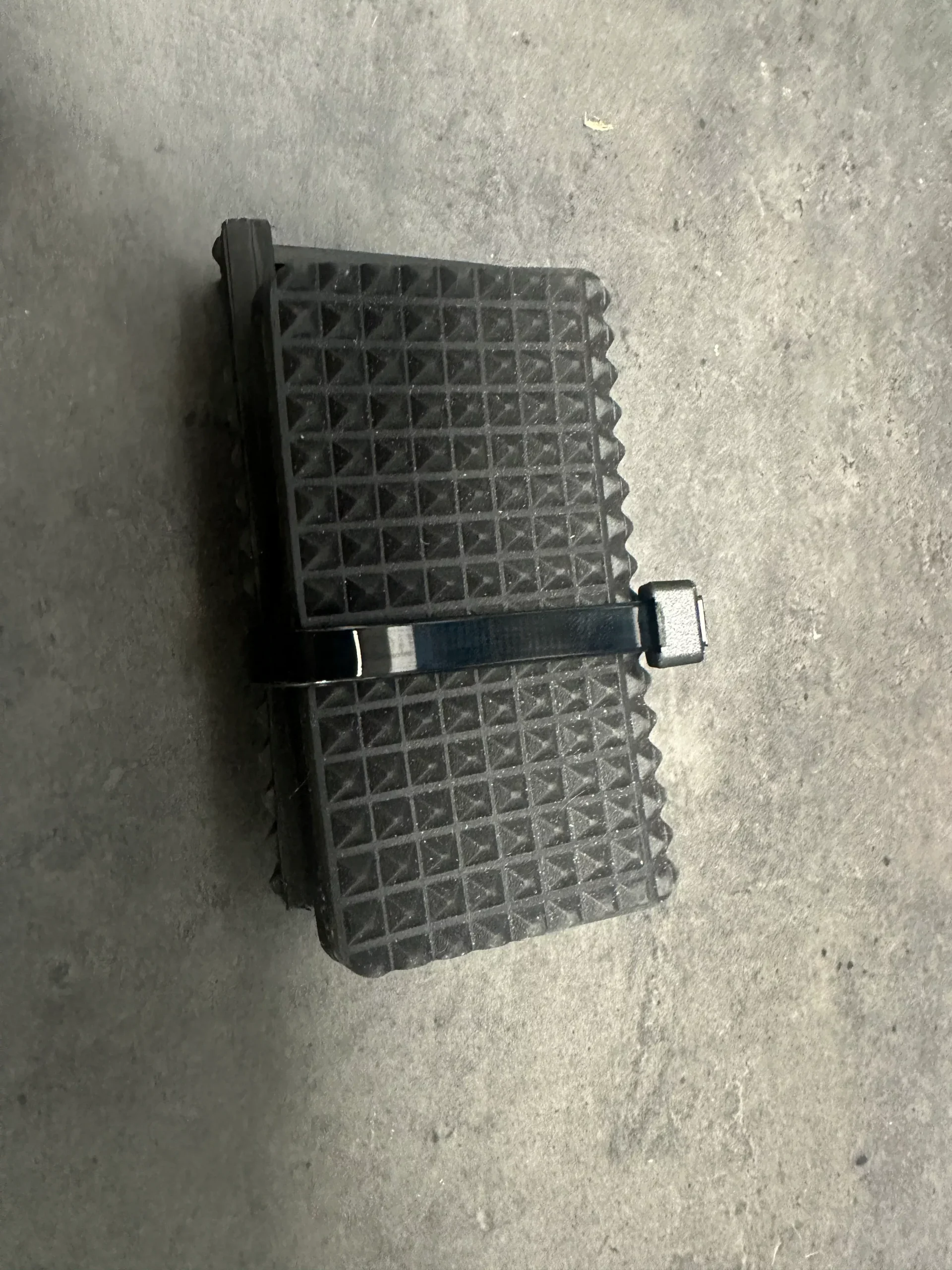 Royal ride rubber foot beds for stirrups composite