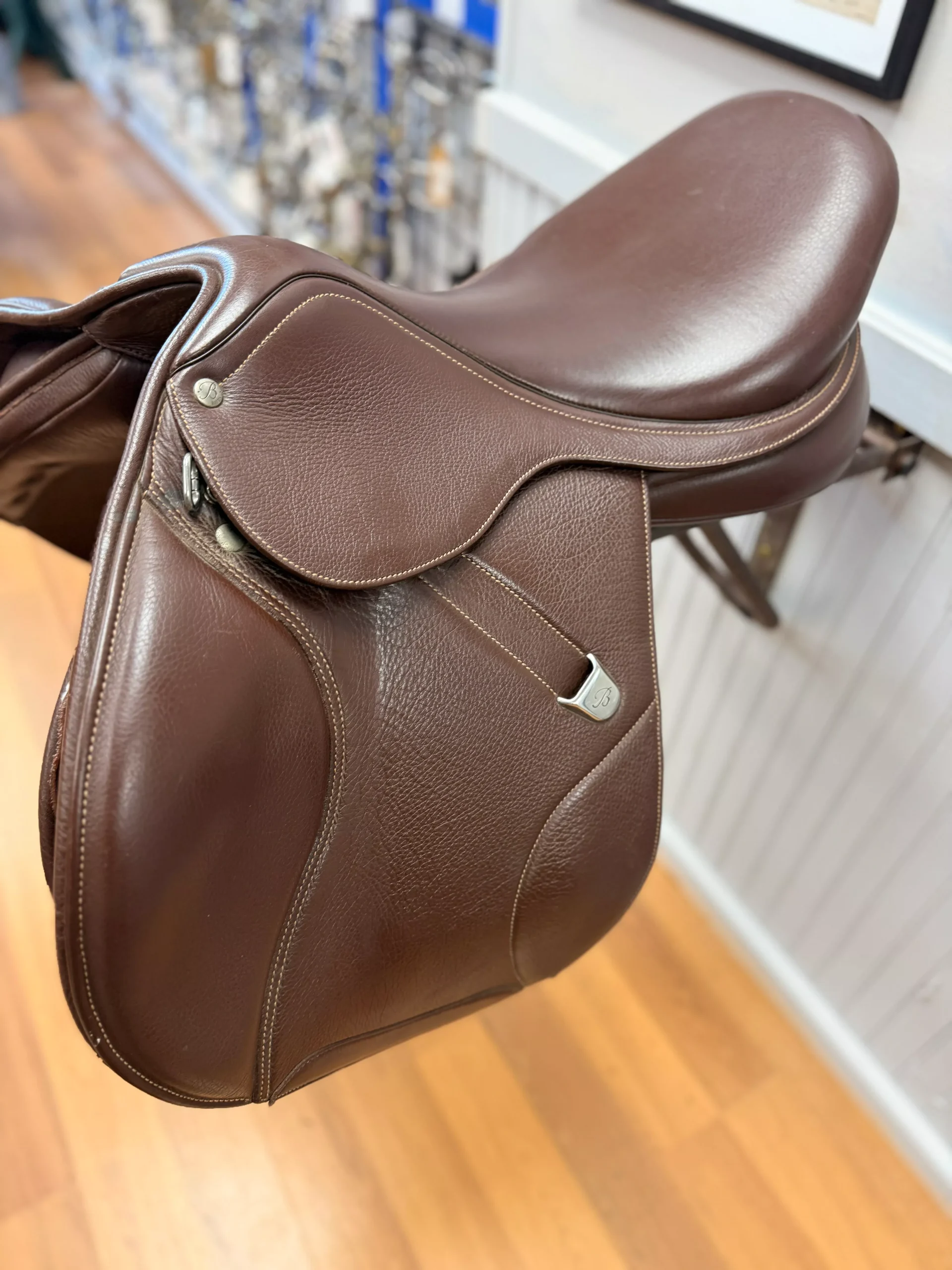 Saddle - English AP 17 Bates Brown Leather