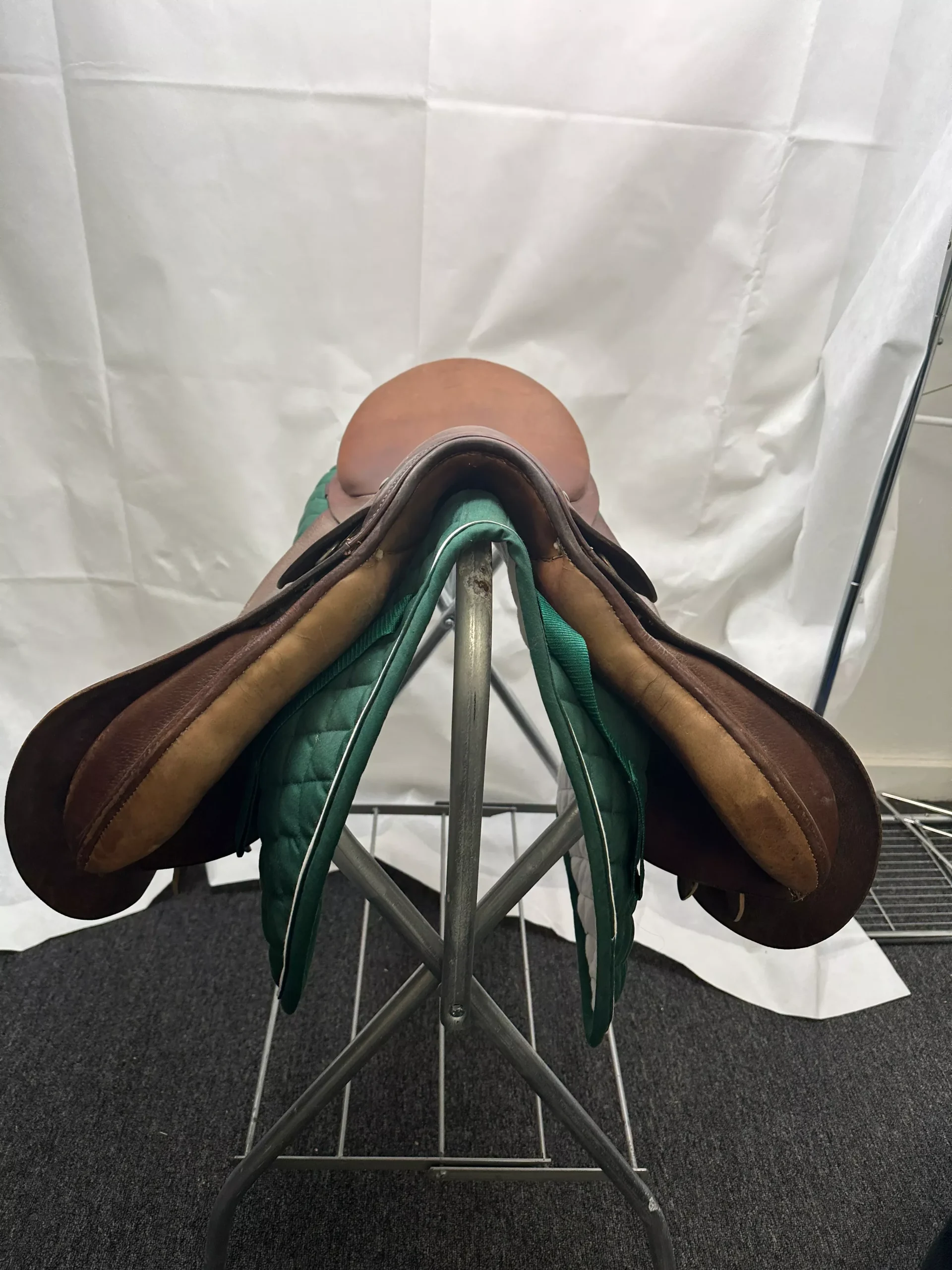 Saddle - English H/J 16" Stubben, wide