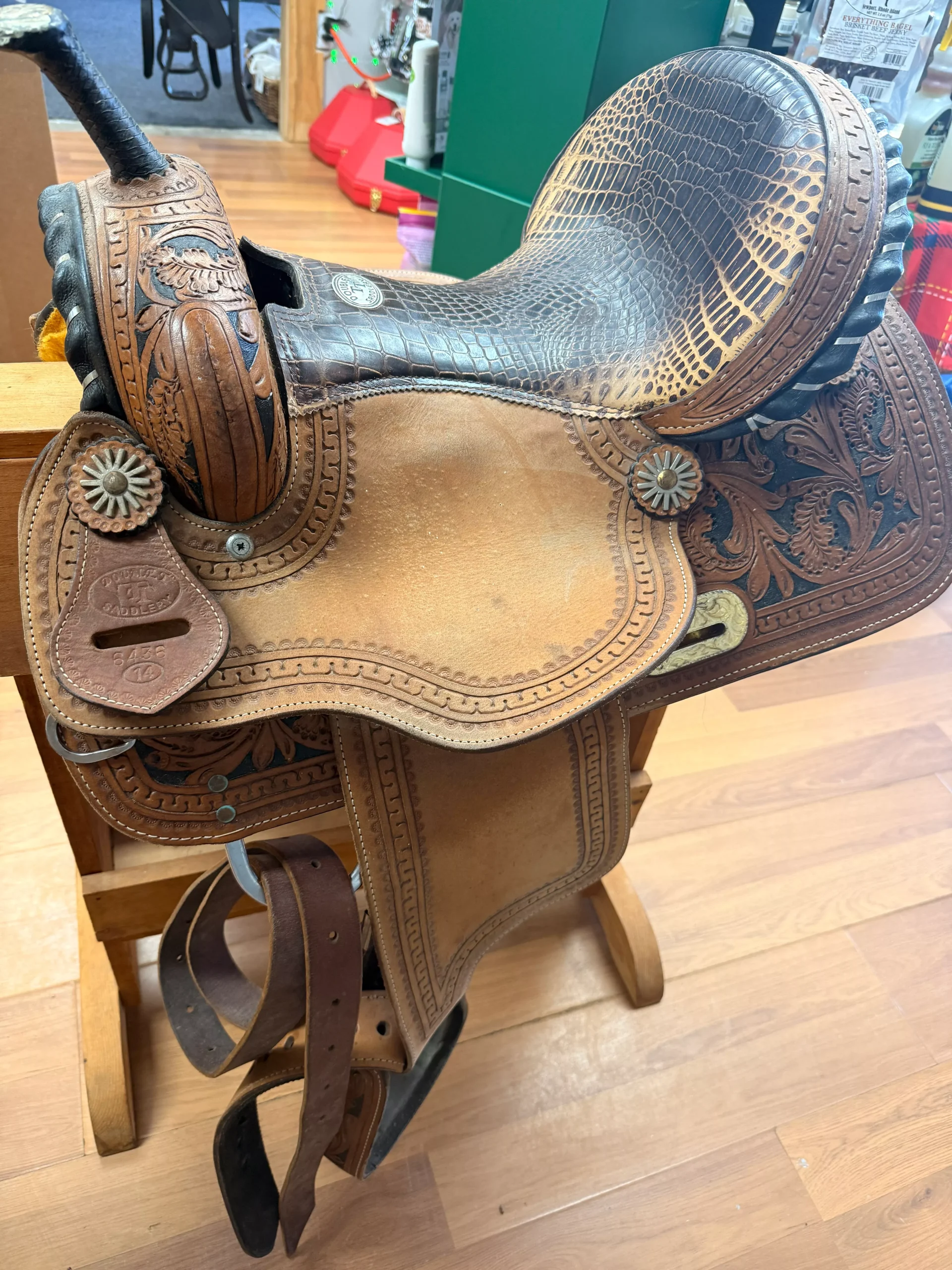 Saddle - Western 14" Double TT Saddlery Barrel model