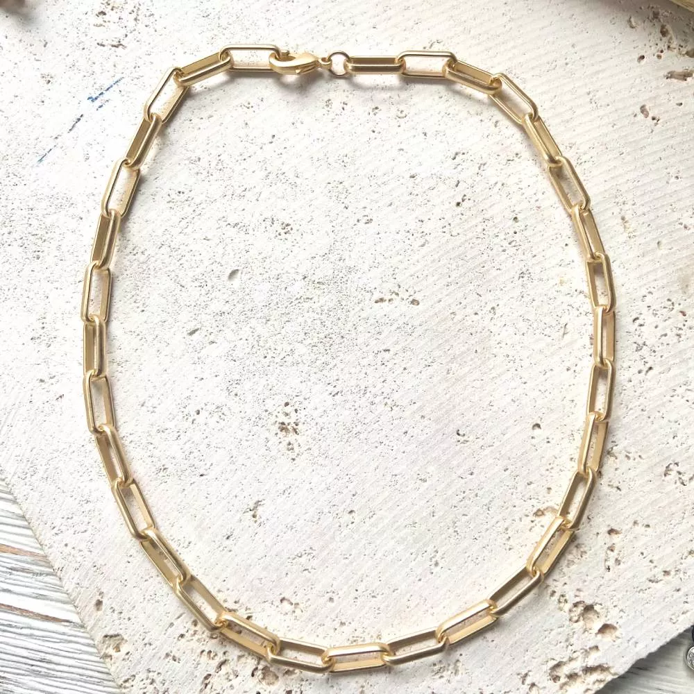 Simple Layering Matte Gold Paperclip Chain