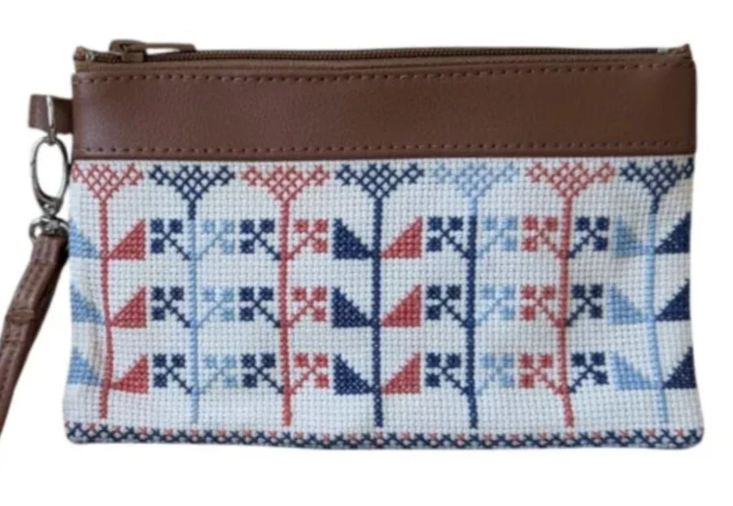 Tatreez Flowers Vegan Leather Pouch