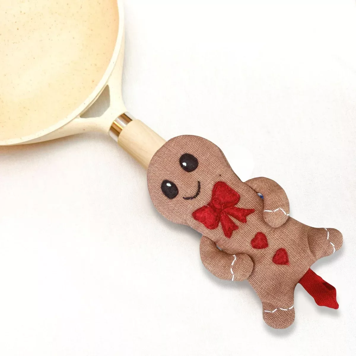 Upavim Crafts - Gingerbread Man Skillet Handle Holder