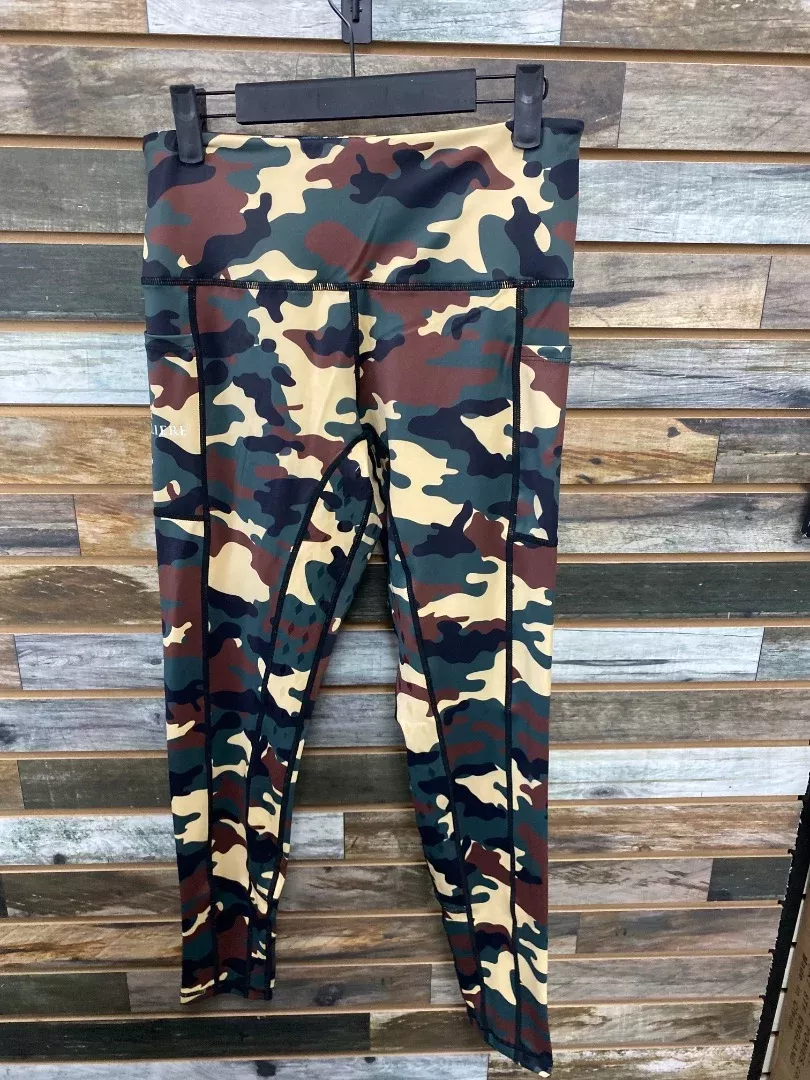 USED Cavaliere Ladies English Breeches Large Camo