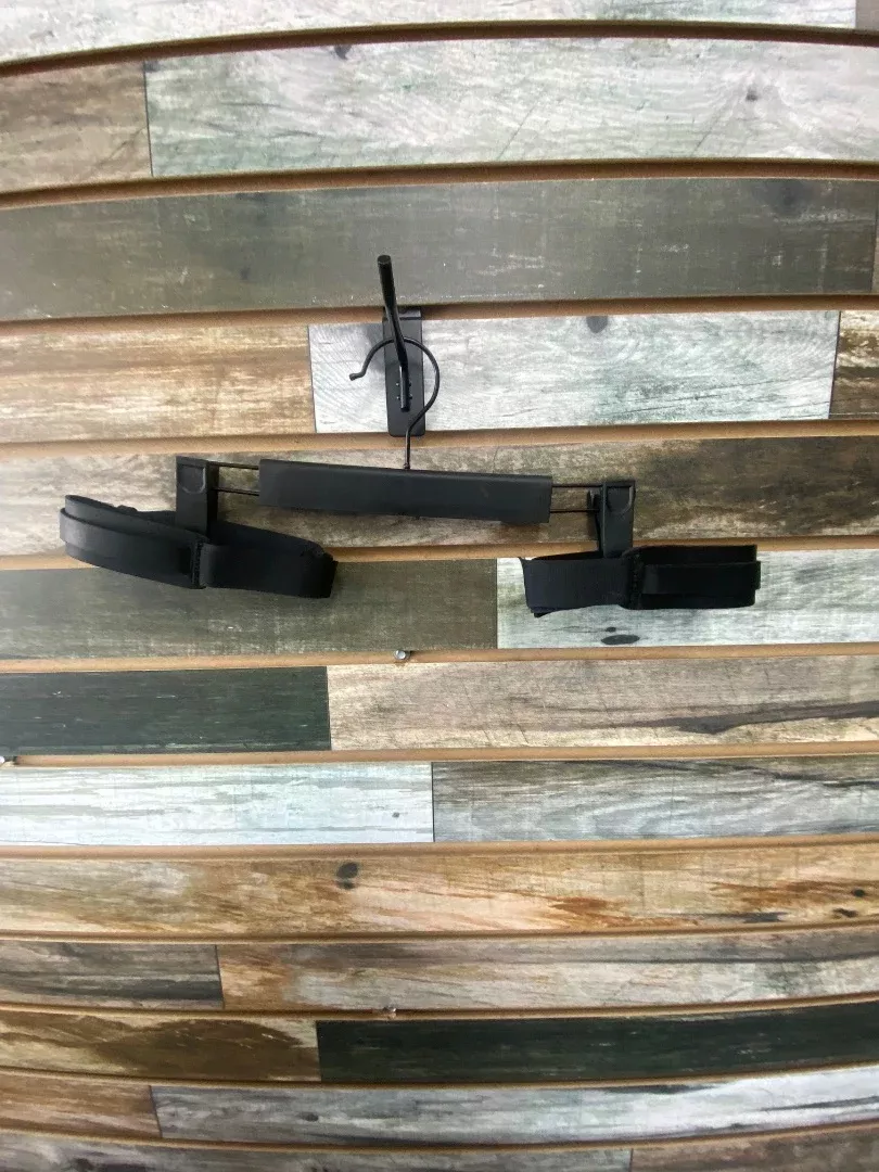 USEDBlack Velcro/Buckle GarterBlack